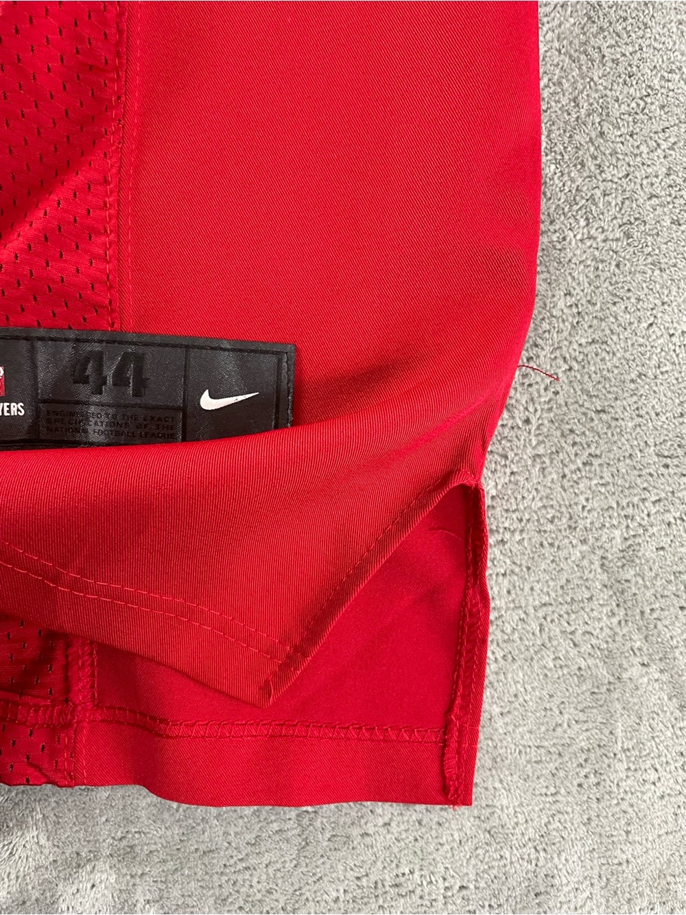 San Francisco 49ers Kaepernick #7 Jersey Men’s 44
Size: 44 (Large)
Pit to pit a - Picture 9 of 16